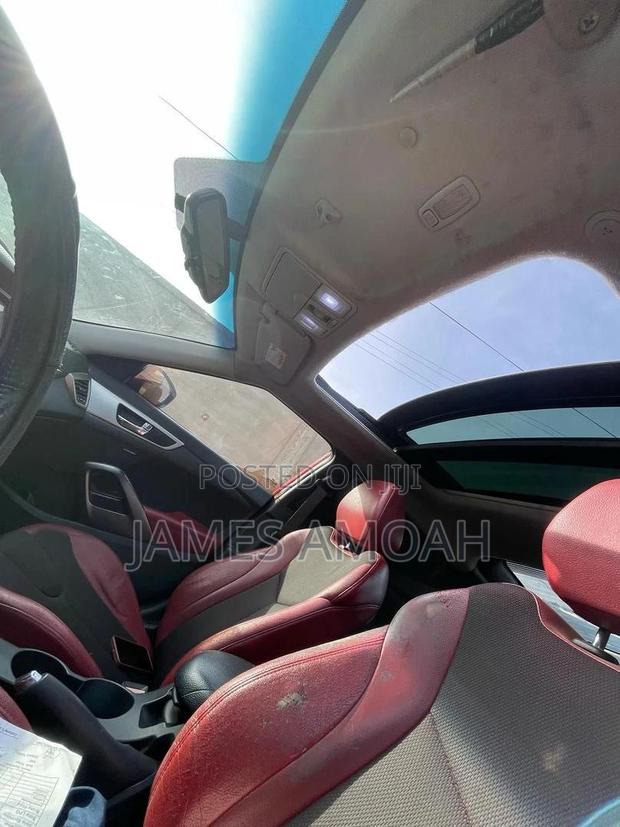 Hyundai Veloster 2013 Red