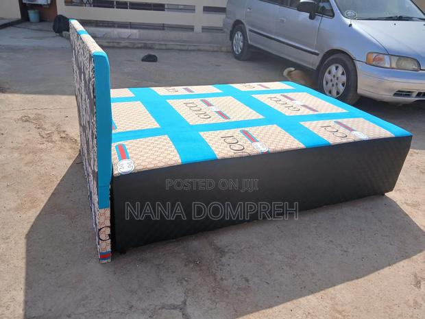 Inbuilt Gucci Bed photo 4