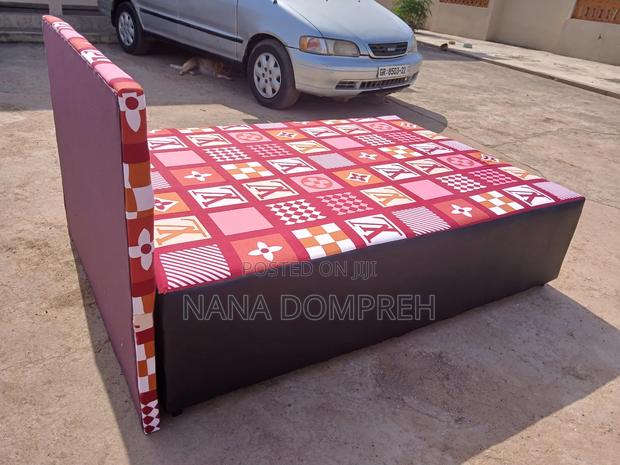Colourful Lv Inbuilt Double Bed photo 4