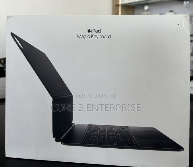 13-Inch iPad Magic Keyboard · Photo 3