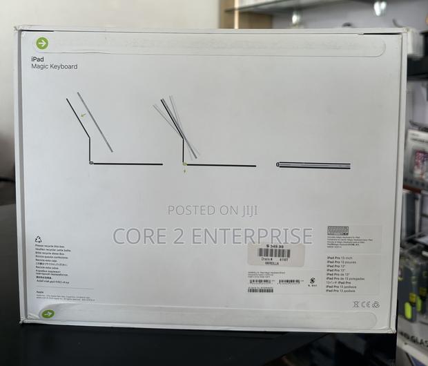 13-Inch iPad Magic Keyboard · Photo 4