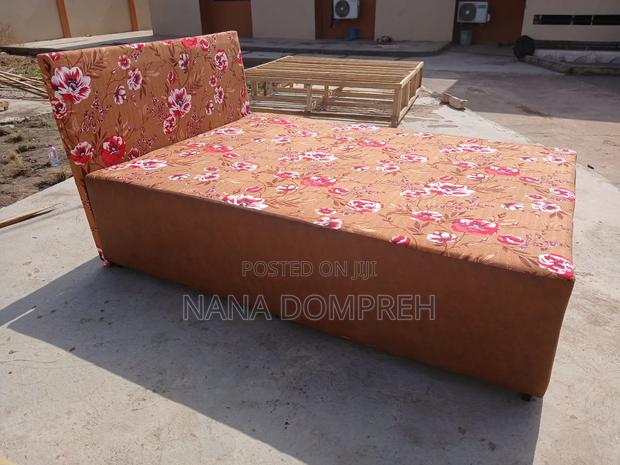 Flowered Brown Bed photo 4