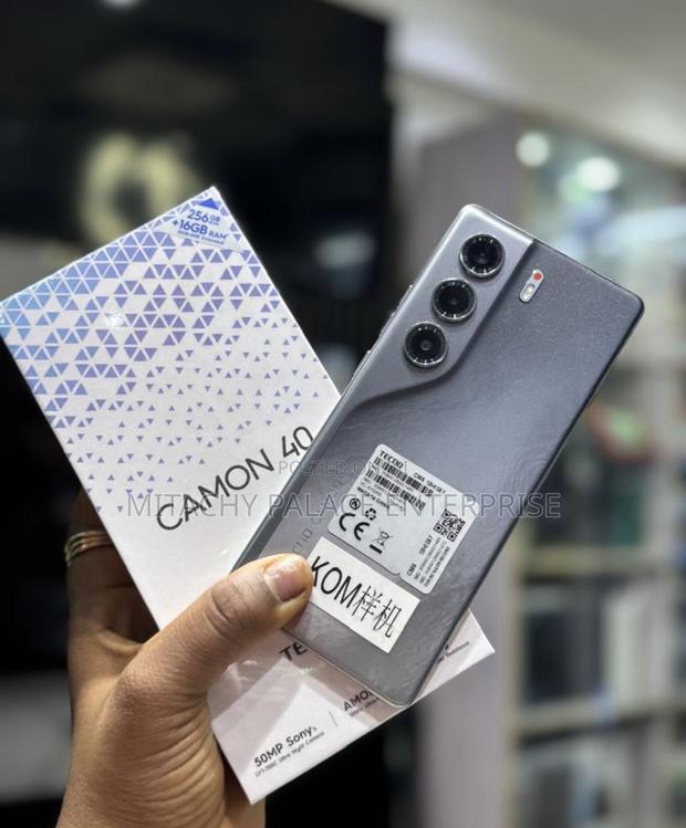 New Tecno Camon 40 256 GB Gray photo 3