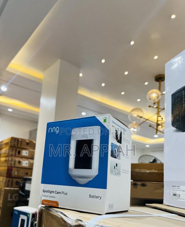 Quality Ring Sportlight Plus/ Batterysingle Security Camera · Photo 2