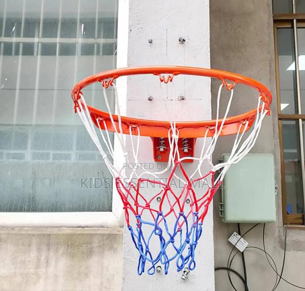 Heavy Duty Meta L Basketball Rim · Photo 2