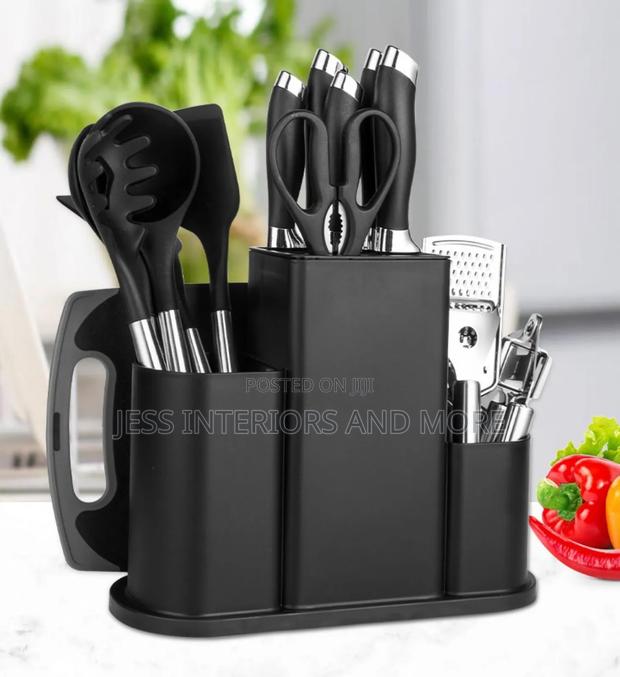 21-Piece Kitchen Utensil Set · Photo 3