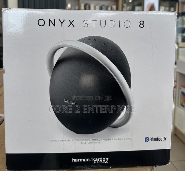 Onyx Studio 8 Bluetooth Speaker · Photo 2