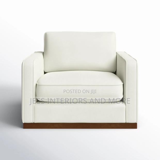 41'' Wide Upholstered Armchair · Photo 4