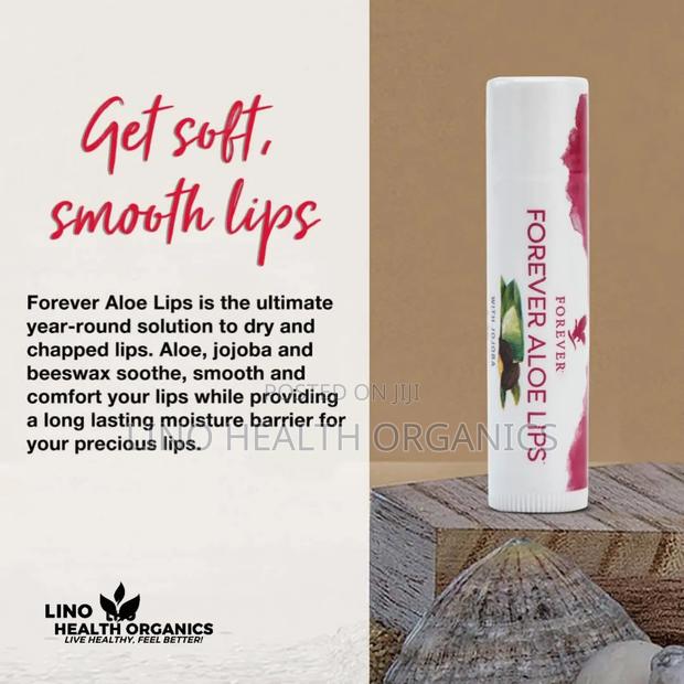 Forever Aloe Lips Stick · Photo 2