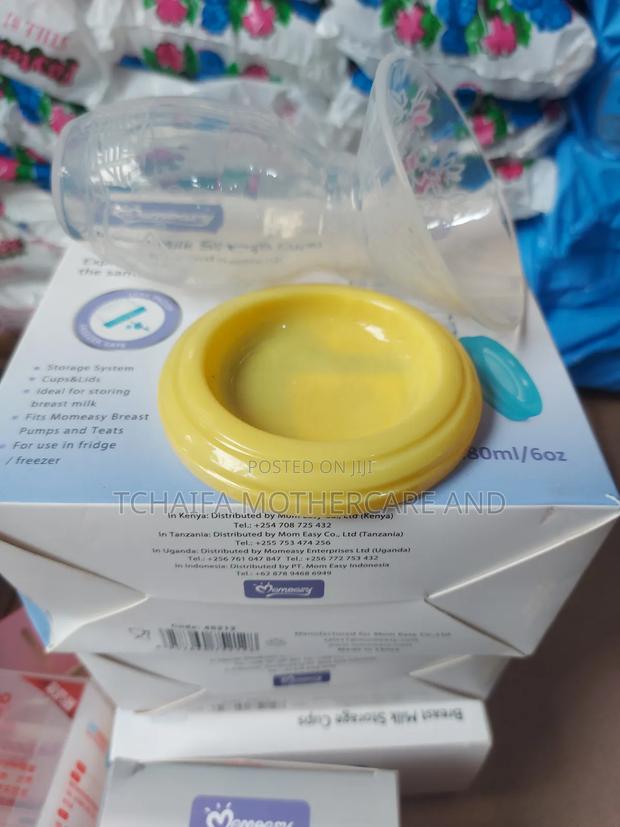 Manual Silicone Breast Pump · Photo 4