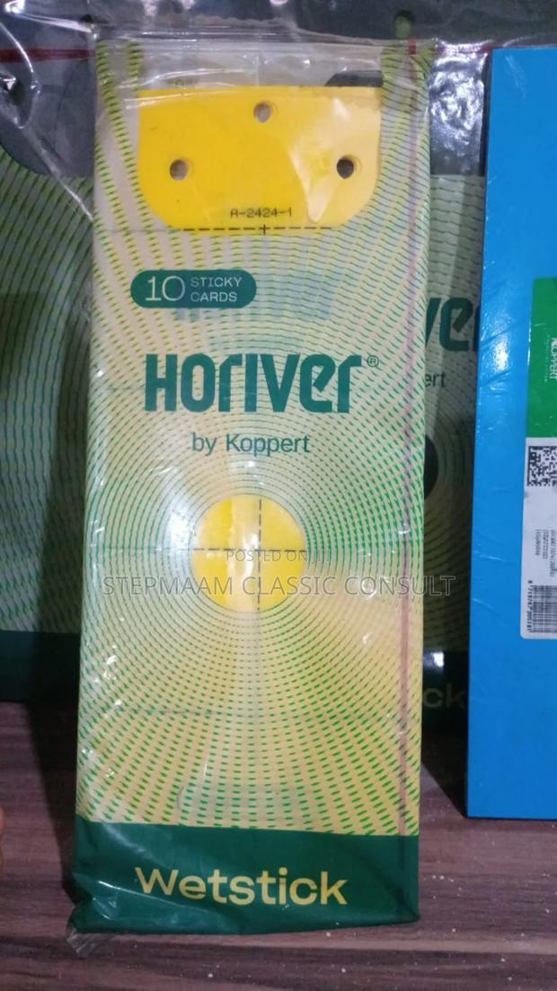 Insect Sticty Traps and Tomato Setting Hormones · Photo 2