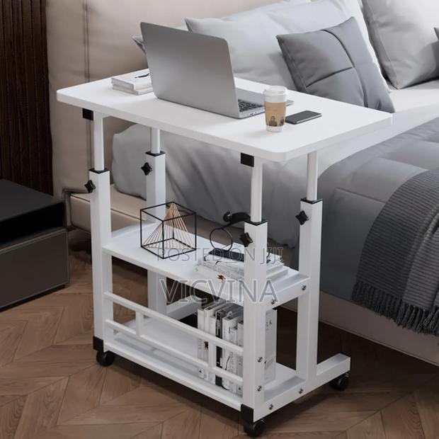 Height Adjustable Table photo 3