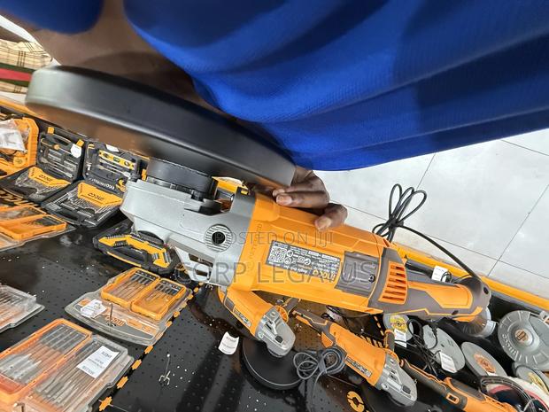 2400w Ingco Angle Grinder 9” photo 3