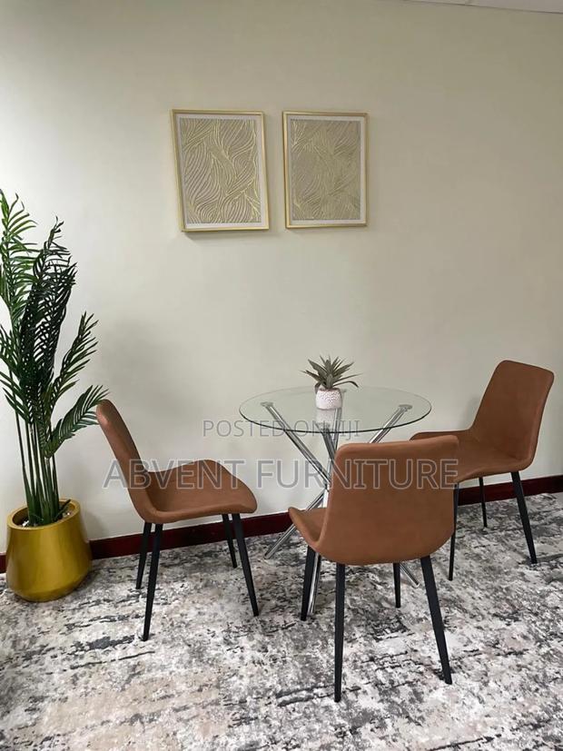 Portable Stylish Dining (Glass With Gold Chair) · Photo 2