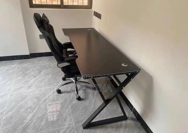 Gaming/Studio/Office and Computer Table photo 5