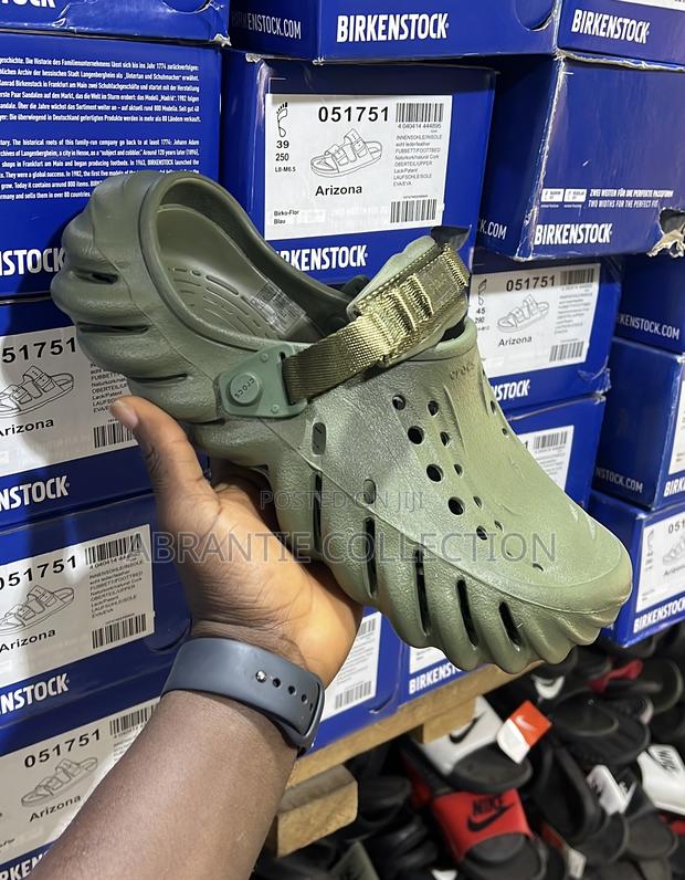 Crocs Unisex Echo Clog Green · Photo 4