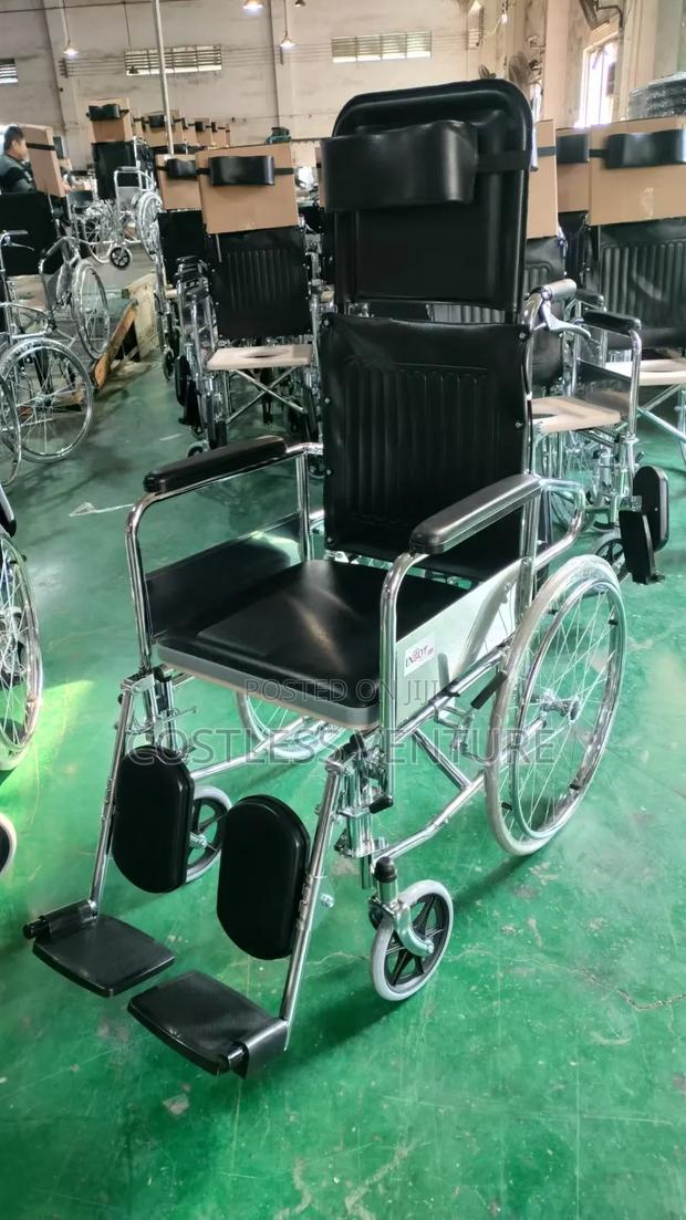 Ingot Commode Longback Wheelchair · Photo 3