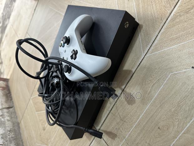 Xbox One X Loaded With 12 Games With Fc25