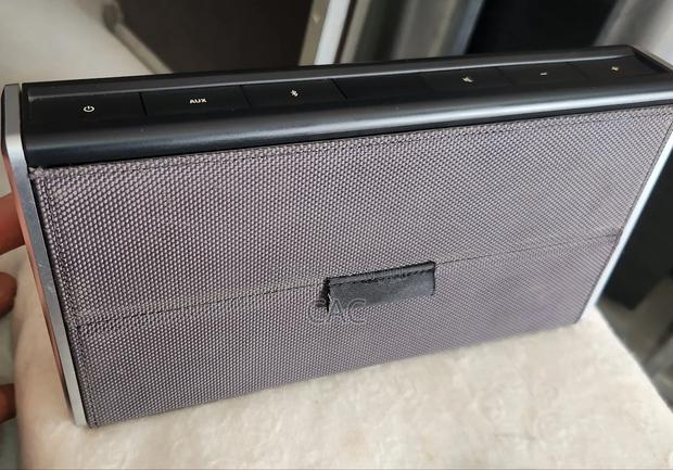 Bose Soundlink Bluetooth Mobile Speaker Ii photo 2