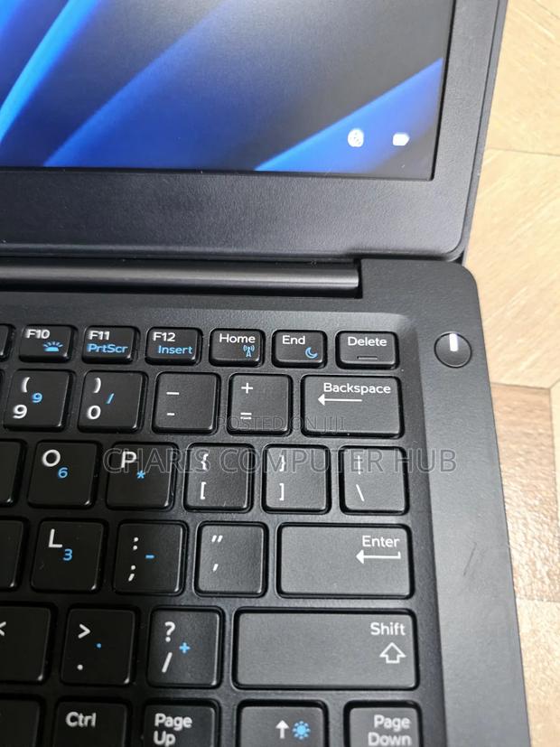 Laptop Dell Latitude 7280 8GB Intel Core I7 SSD 256GB photo 3