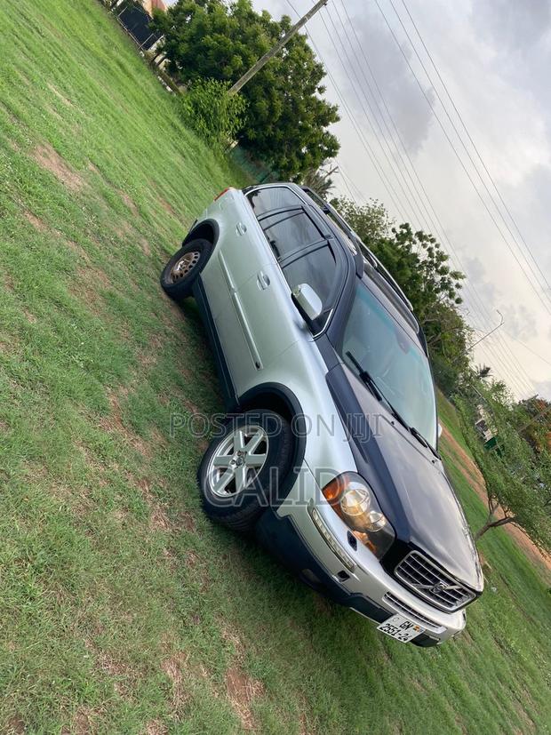 Volvo XC90 2010 Silver photo 4