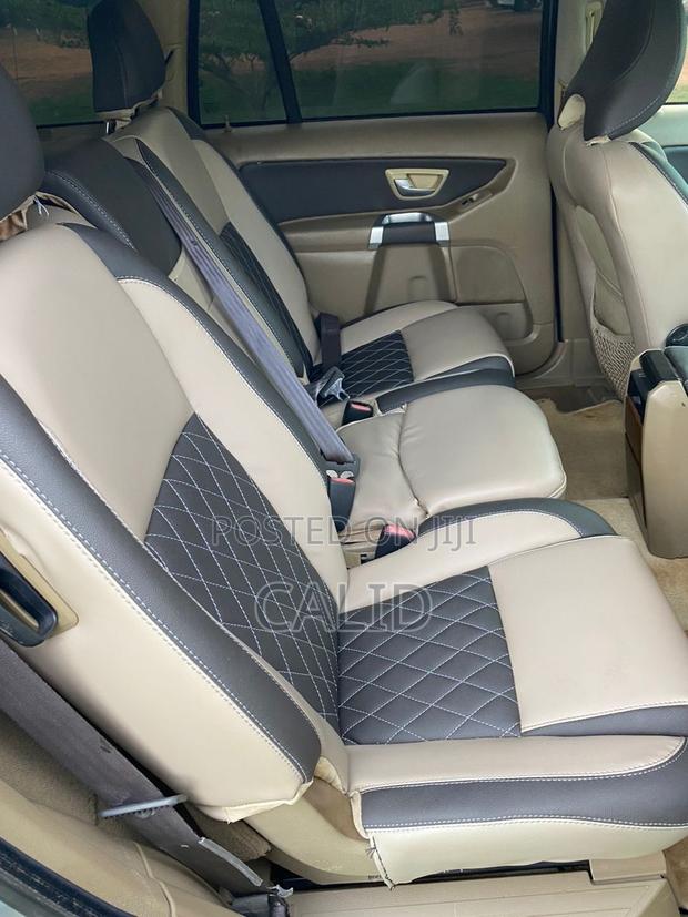 Volvo XC90 2010 Silver photo 6