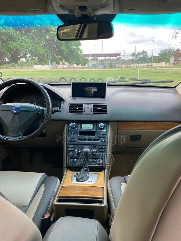 Volvo XC90 2010 Silver photo 5