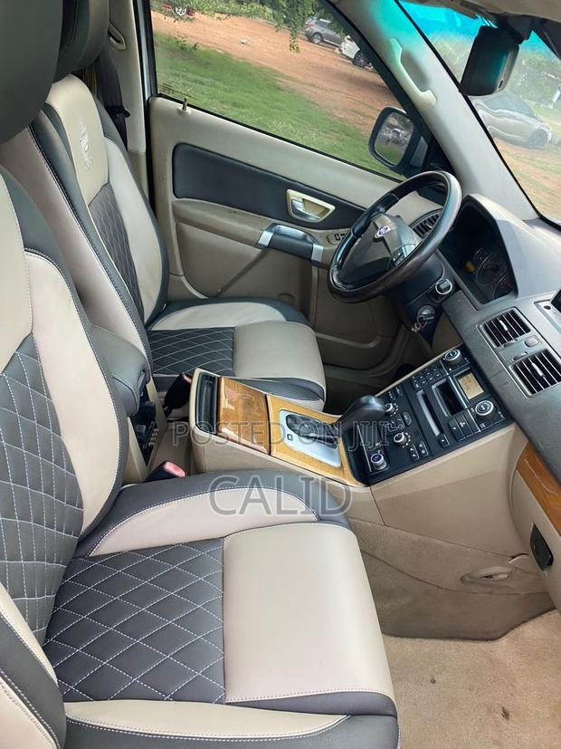 Volvo XC90 2010 Silver photo 7