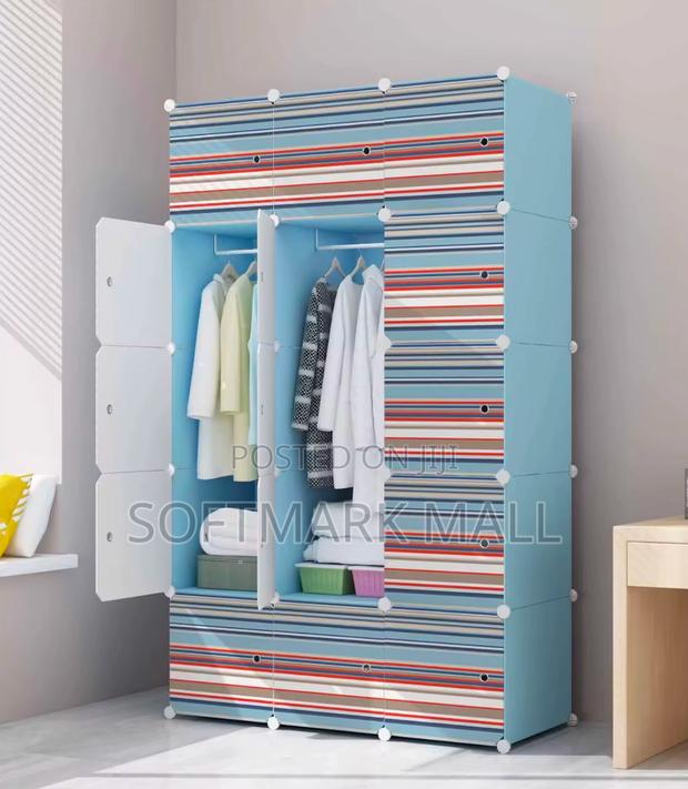 Beautiful 15 Cubes Wardrobe- Blue · Photo 1