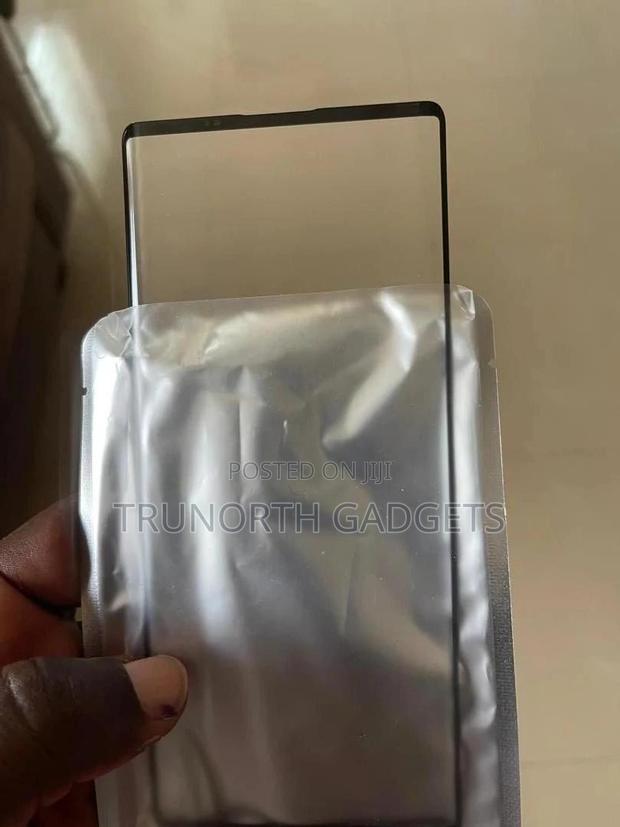 Lg Wing Screen Protector · Photo 1