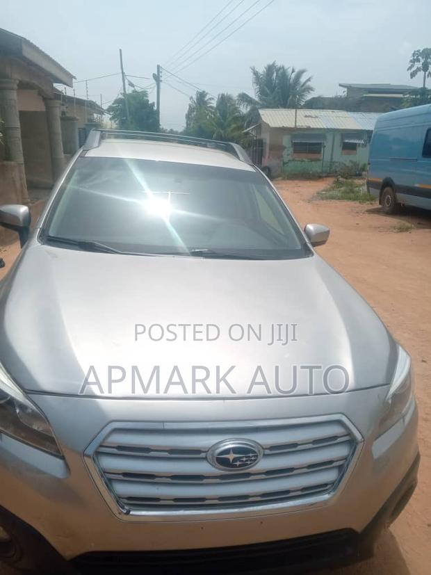 Subaru Outback 2.5i Limited PZEV 4dr Wagon AWD (2.5L 4cyl CVT) 2015