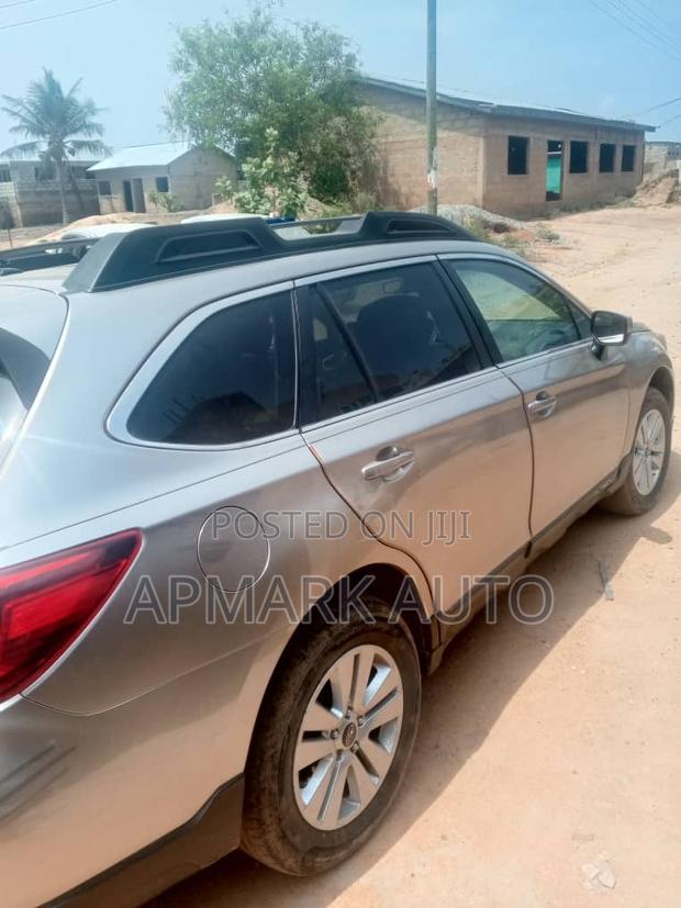 Subaru Outback 2.5i Limited PZEV 4dr Wagon AWD (2.5L 4cyl CVT) 2015 photo 9
