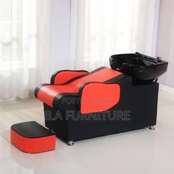 Shampoo Station / Salon Chair · Photo 2