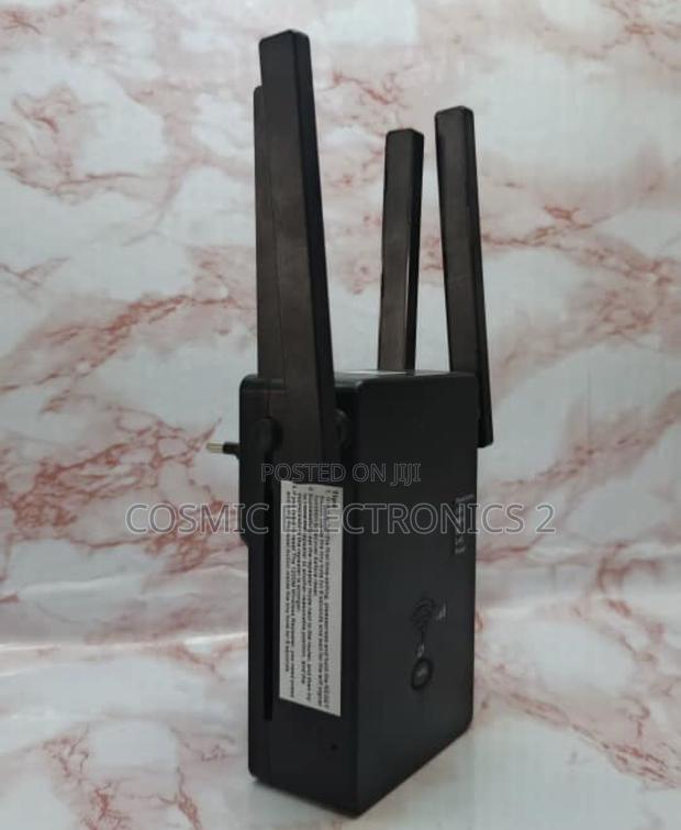 1200mbps Dual Band Wi-Fi Range Extender photo 2