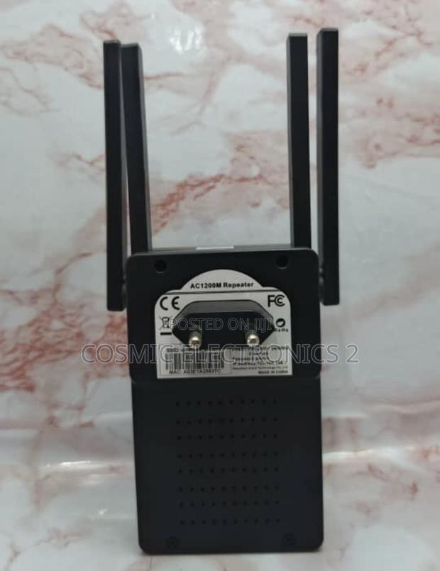 1200mbps Dual Band Wi-Fi Range Extender photo 5
