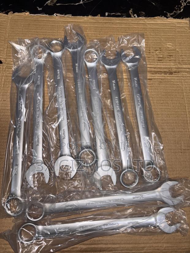 16mm Combination Spanner · Photo 2