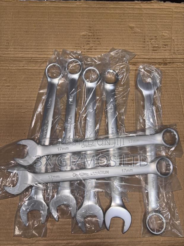 17mm Combination Spanner · Photo 2