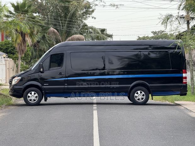Mercedes-Benz Sprinter 2014 Black