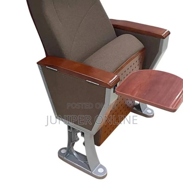 Auditorium /Theatre Chair With Pad · Photo 2