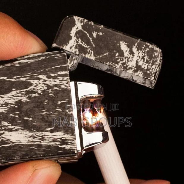 Messel Electric Lighter · Photo 2