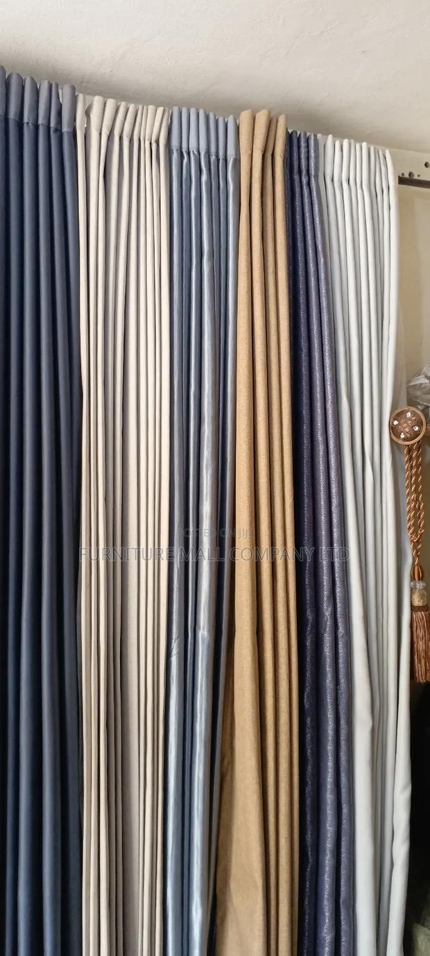 Quality Curtains Available as Seen · Photo 2