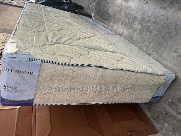 10inches High Density Mattress for Sale · Photo 2