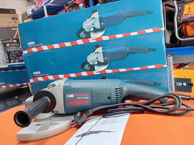 Sleek Dynamic GWS Professional Angle Grinder · Photo 2