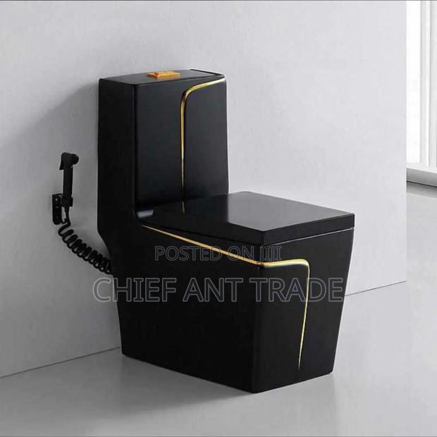 Toilet Seat Wc Black 480s · Photo 2