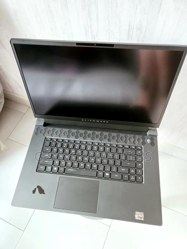 Laptop Dell Alienware m17 R5 16GB AMD Ryzen 9 SSD 1T photo 8