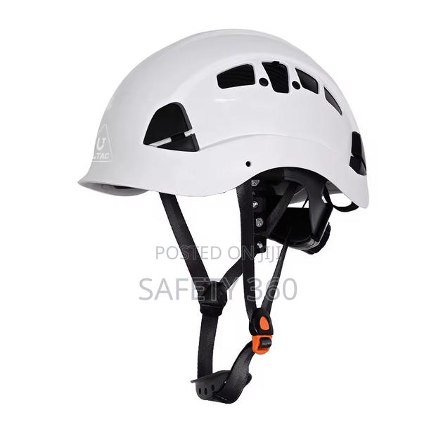 Climbing Safety Helmet · Photo 2