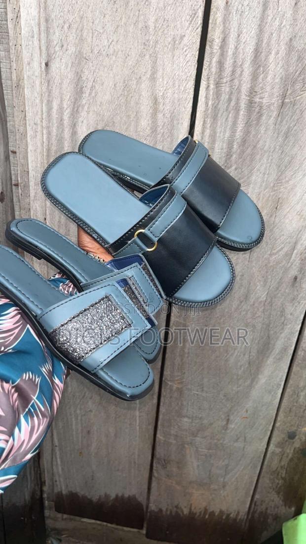 Awarepa Blue Leather Couple Combo · Photo 4