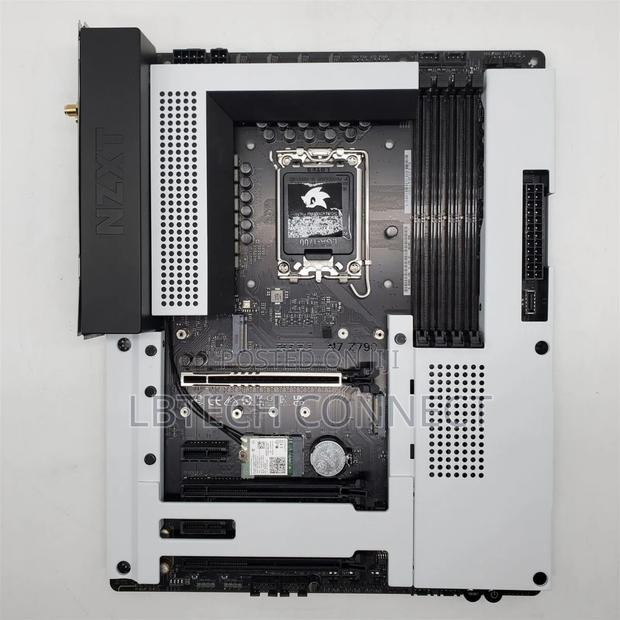 NZXT Z590 Motherboard + Intel I5 11400f 11th Generation Cpu photo 4