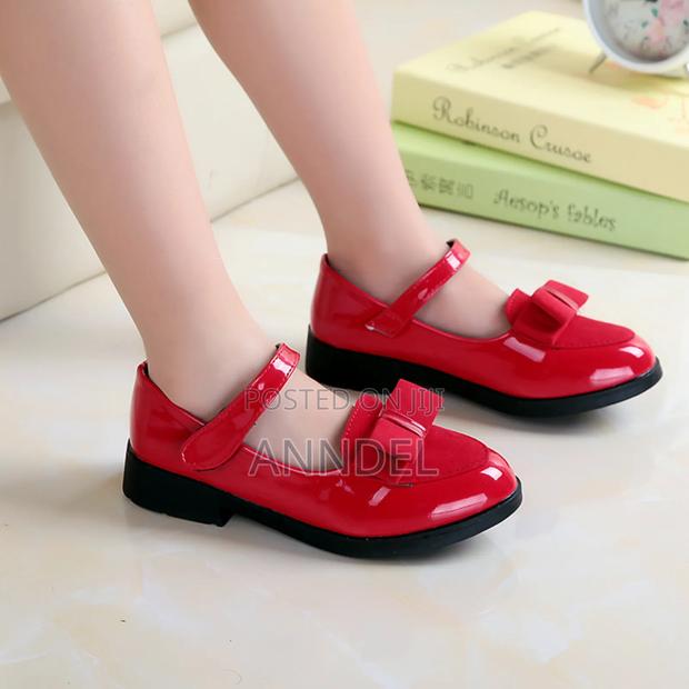 Kids Dressing Shoes photo 2