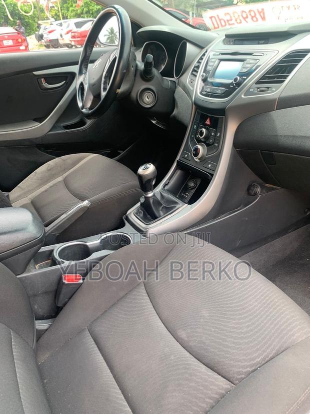 Hyundai Elantra 2016 White